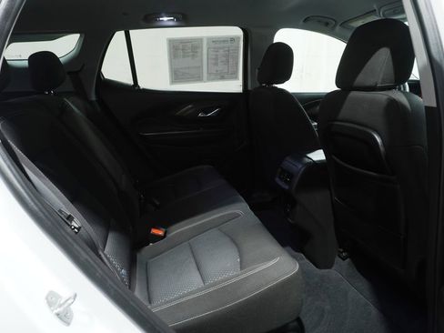 Used 2023 GMC Terrain SLE w/ Driver Convenience Package FWD image 15