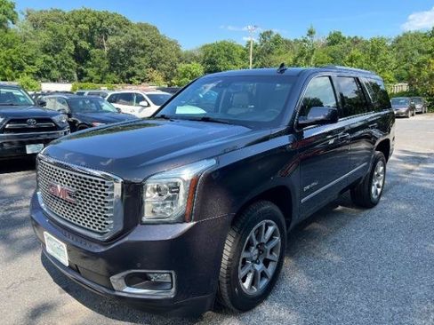 Used 2015 GMC Yukon Denali w/ Premium Package AWD/4WD image 1
