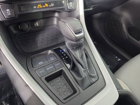 Certified 2023 Toyota RAV4 XLE Premium FWD image 21