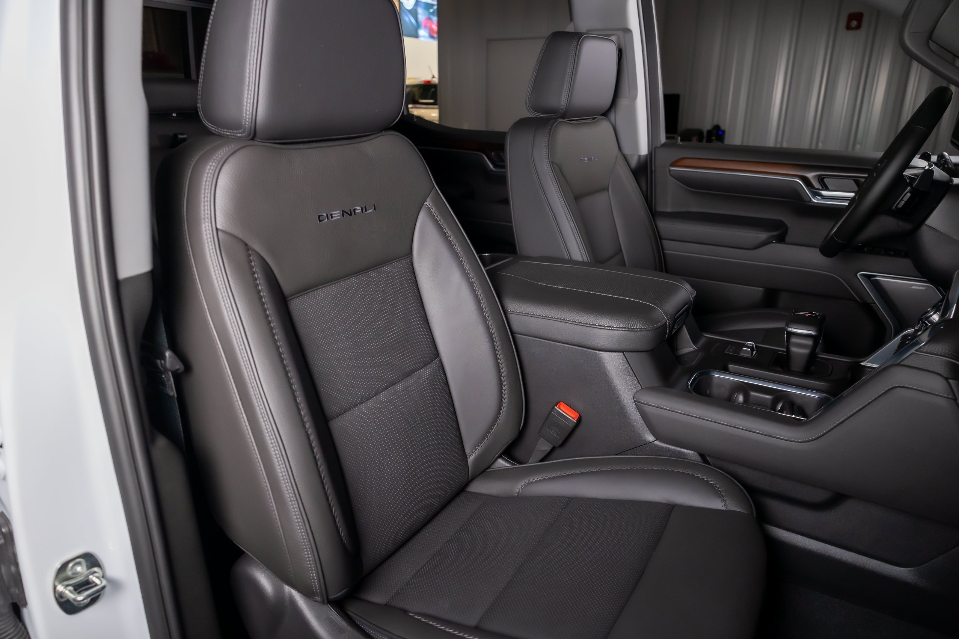 Used 2026 GMC Sierra 1500 Denali AWD/4WD image 22