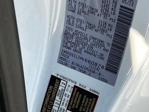 Used 2023 Nissan Frontier S image 33