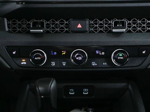 Used 2024 Honda Accord EX image 19