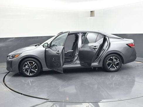 Used 2024 Nissan Sentra SV FWD image 48