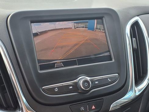 Used 2023 Chevrolet Equinox LT image 7