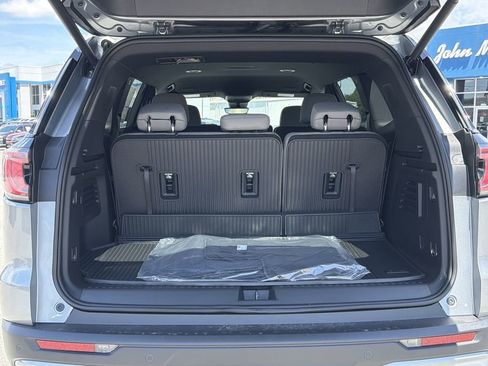New 2026 GMC Acadia Elevation w/ LPO, Floor Liner Package FWD image 19