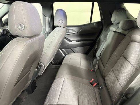 Used 2026 Chevrolet Equinox LT FWD image 41