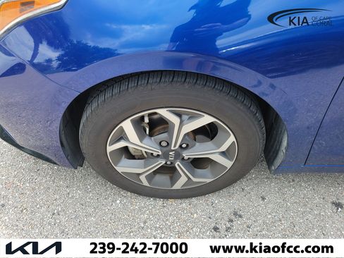 Used 2021 Kia Forte LXS FWD image 5