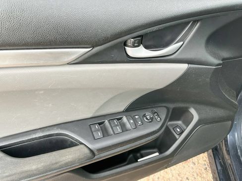Used 2021 Honda Civic LX image 17