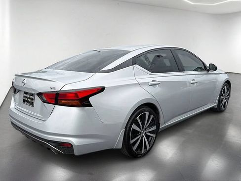 Used 2020 Nissan Altima 2.5 SR FWD image 5