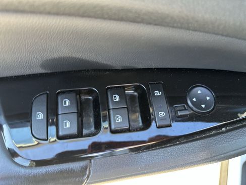 Certified 2024 Kia Sportage EX FWD image 15
