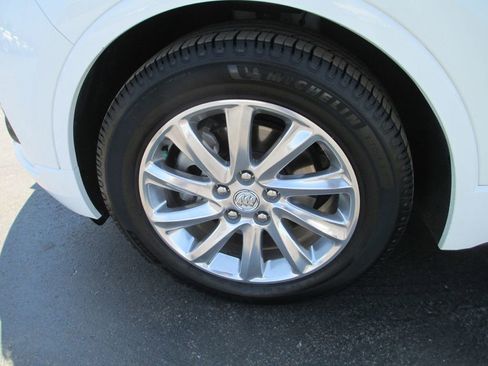 Used 2020 Buick Envision Essence FWD image 15