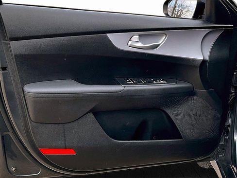 Certified 2024 Kia Forte LXS image 18