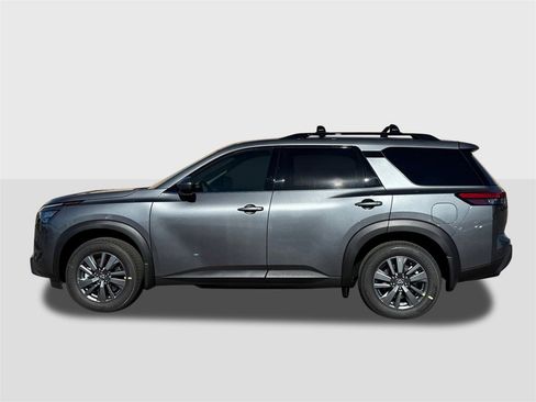New 2025 Nissan Pathfinder SV image 2