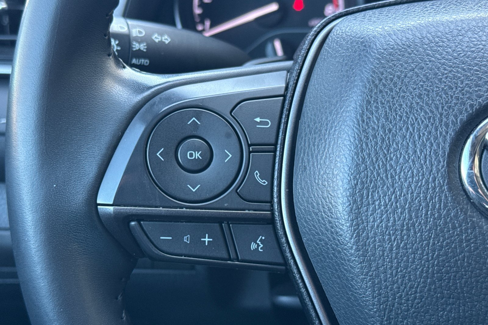 Certified 2024 Toyota Camry SE FWD image 27
