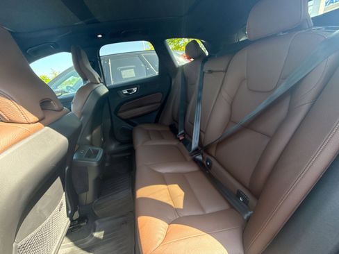 Used 2023 Volvo XC60 B5 Plus w/ Climate Package AWD/4WD image 25
