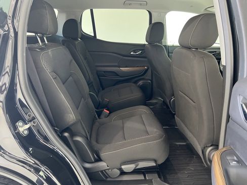 Used 2023 GMC Acadia SLE w/ LPO, Floor Liner Package image 43