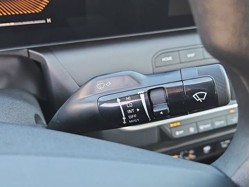 New 2025 Kia K4 LX image 20