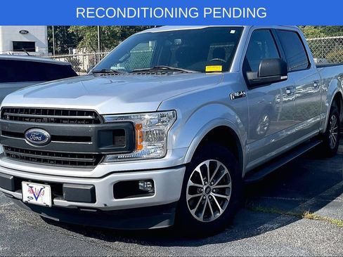 Used 2019 Ford F150 XLT w/ Equipment Group 302A Luxury RWD image 2