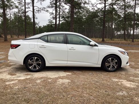 Used 2023 Nissan Sentra SV image 6