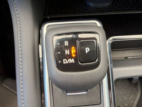 Used 2026 Nissan Pathfinder SL w/ Cargo Package FWD image 11