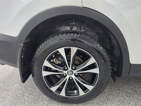 Used 2015 Toyota RAV4 Limited image 29