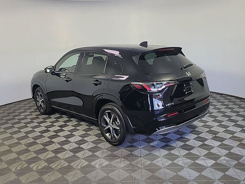 Certified 2025 Honda HR-V EX-L image 9
