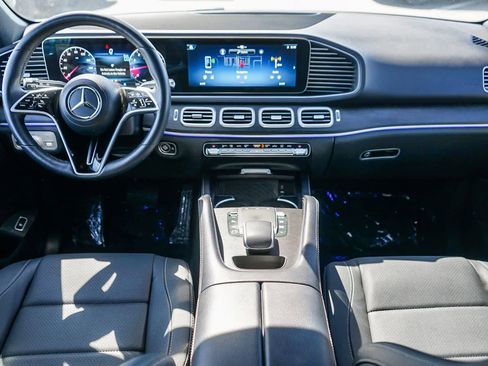 Used 2025 Mercedes-Benz GLE 350 4MATIC image 9
