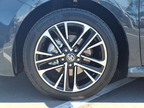 Certified 2025 Toyota Camry XLE image 9