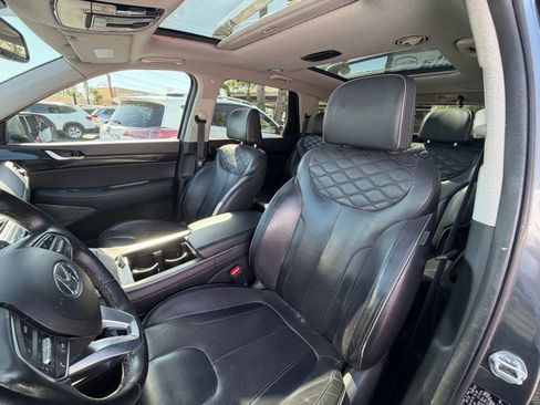 Used 2021 Hyundai Palisade Limited FWD image 14