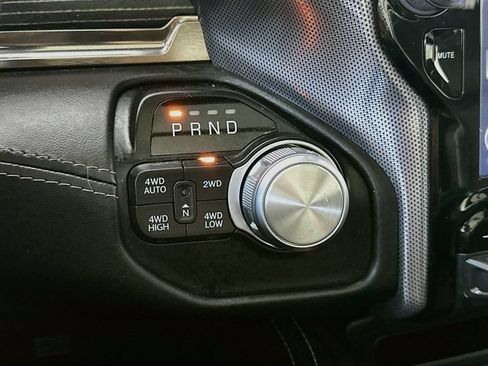 Used 2020 RAM 1500 Limited AWD/4WD image 16