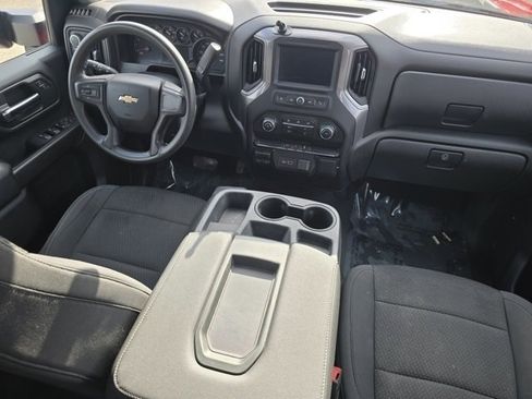 Used 2022 Chevrolet Silverado 2500 Custom w/ Custom Value Package image 28