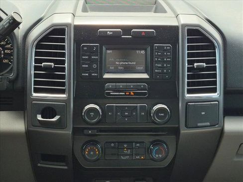 Used 2016 Ford F150 XLT RWD image 13