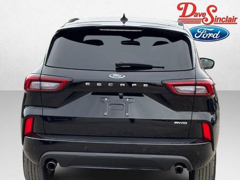 Used 2023 Ford Escape ST-Line w/ Tech Pack #1 image 8