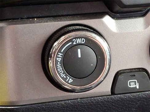 Used 2023 Toyota Tacoma SR image 22