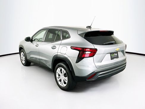 Used 2024 Chevrolet Trax LS image 5