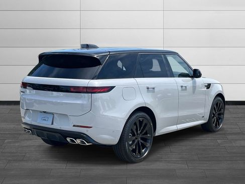 New 2026 Land Rover Range Rover Sport Dynamic SE AWD/4WD image 5