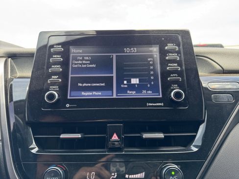 Used 2021 Toyota Camry SE image 21