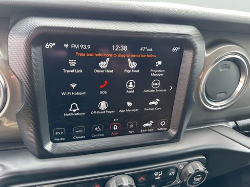 Used 2023 Jeep Wrangler Unlimited Sahara w/ Cold Weather Group image 6