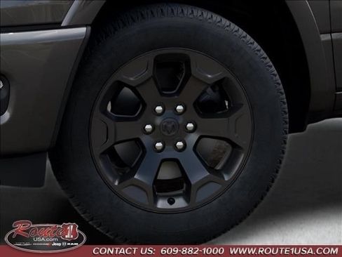 New 2026 RAM 1500 Big Horn AWD/4WD image 9