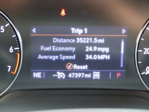 Used 2021 Buick Envision Preferred AWD/4WD image 50