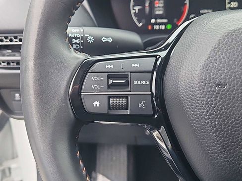 Certified 2025 Honda HR-V Sport image 21