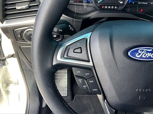 Certified 2024 Ford Edge SEL w/ Convenience Package image 16