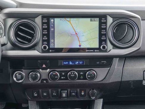 Used 2023 Toyota Tacoma TRD Off-Road image 12