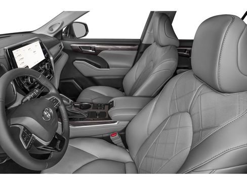 New 2026 Toyota Highlander Platinum image 39
