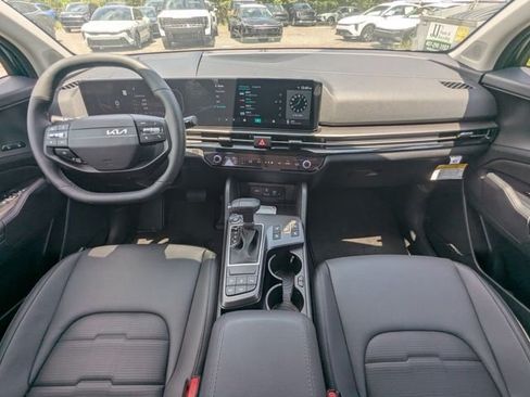 New 2026 Kia Sportage SX FWD image 17