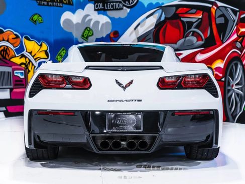 Used 2020 Chevrolet Corvette Stingray Coupe w/ 1LT RWD image 4