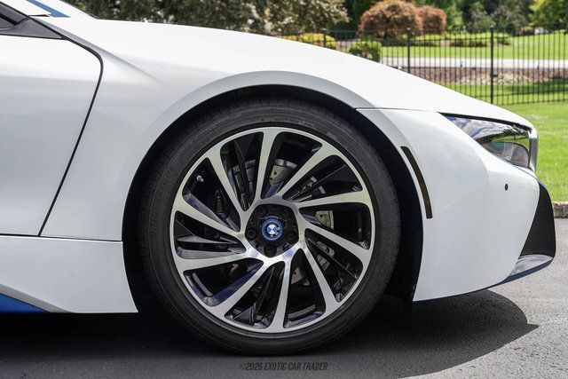 Used 2015 BMW i8 AWD/4WD image 11
