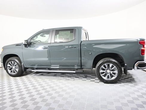 New 2026 Chevrolet Silverado 1500 LT w/ Z71 Off-Road Package image 3