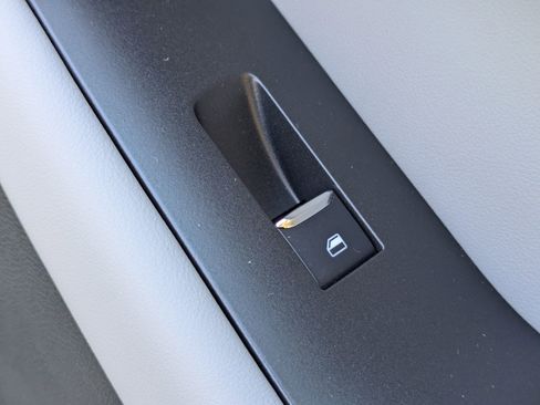 New 2026 Ford Explorer Active w/ Active Comfort Package image 37