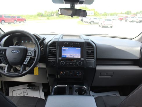 Used 2019 Ford F150 XL w/ Equipment Group 101A Mid AWD/4WD image 18
